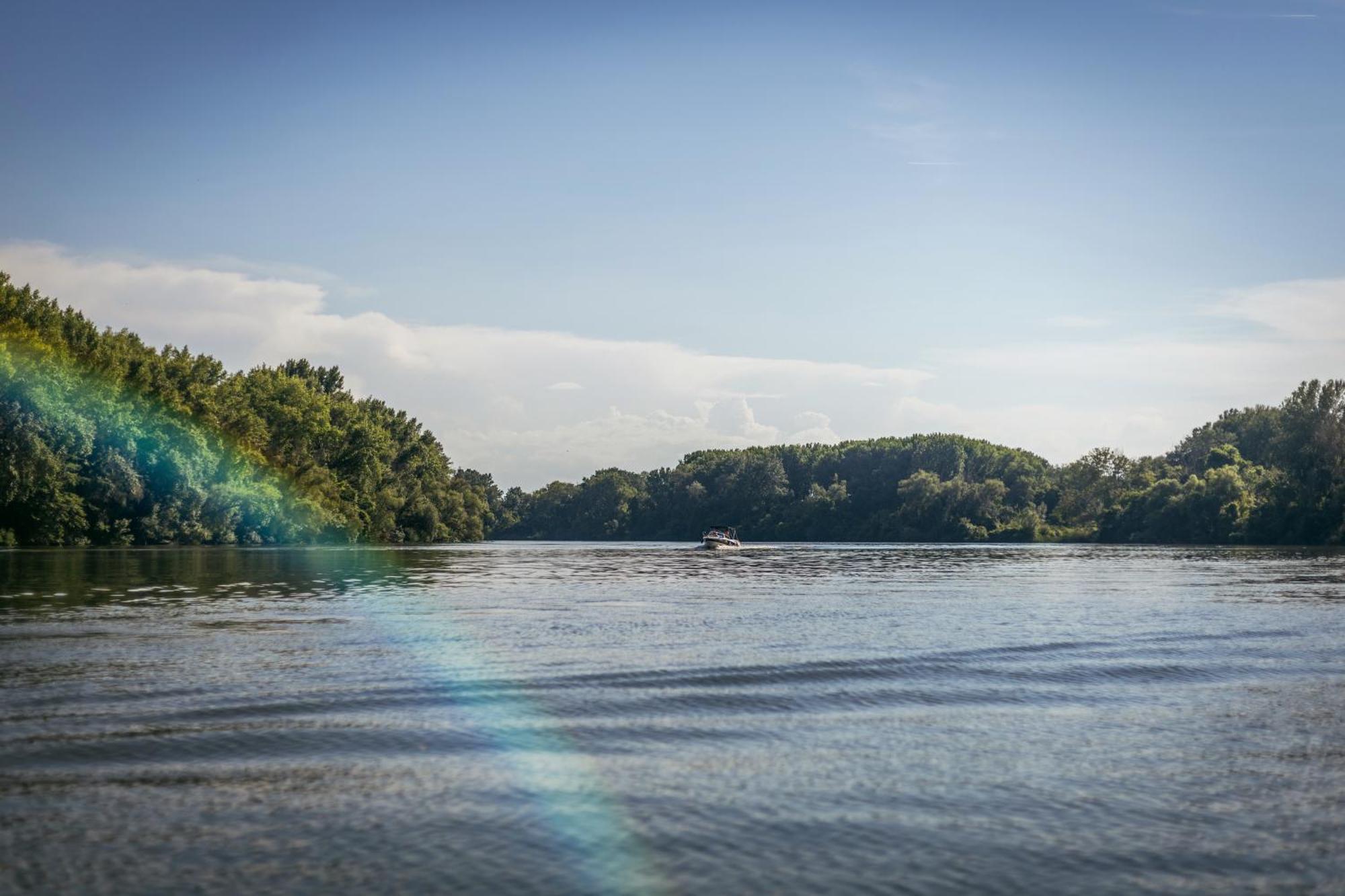 Отель Lakohajo, Uszohaz - Tisza-To Тисафюред Экстерьер фото
